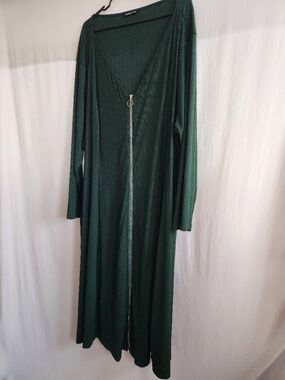 BLOOMCHIC made for your curves Green Dress with zipper US28